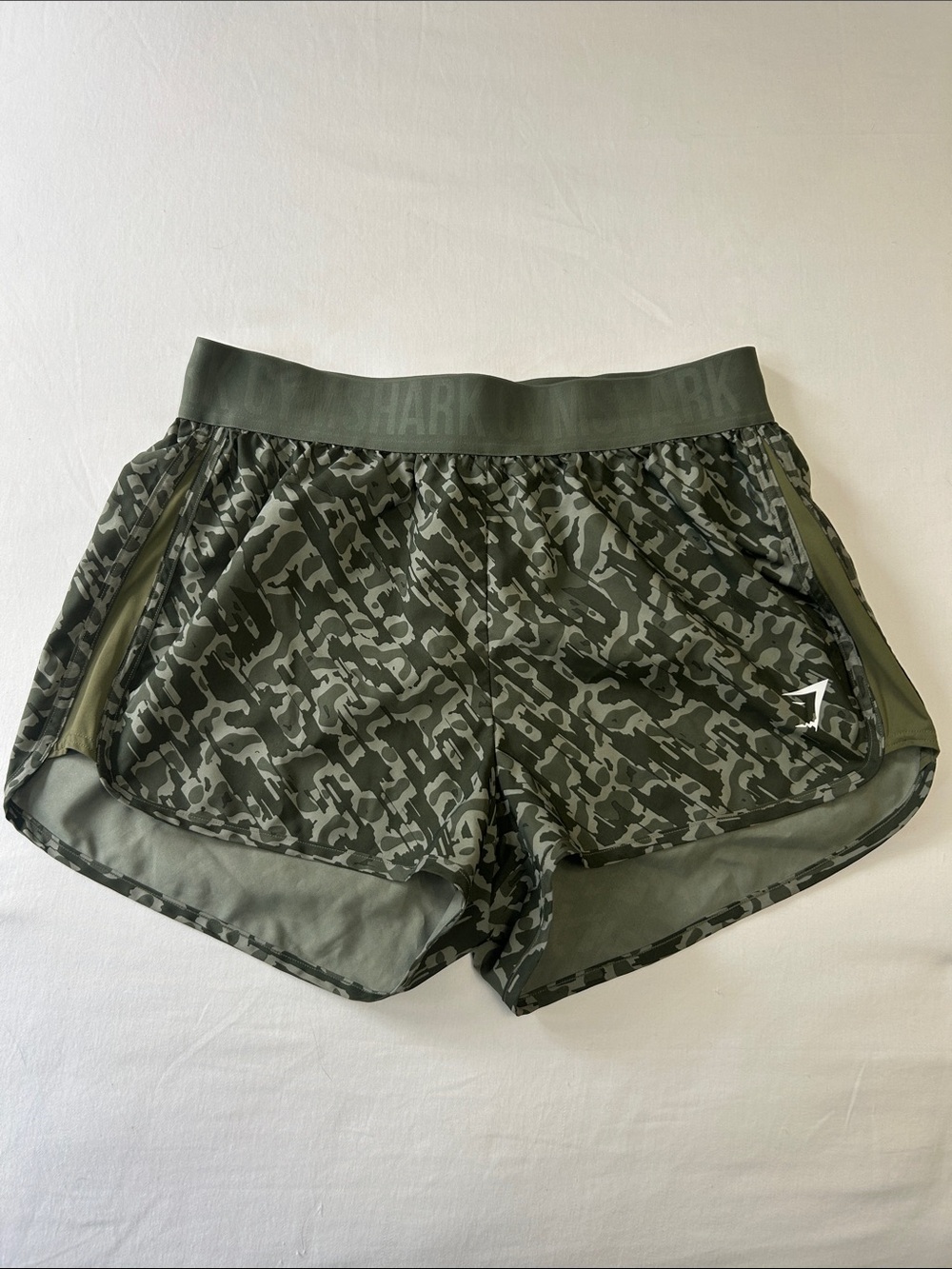 Gymshark Women’s Olive Camo Performance Shorts